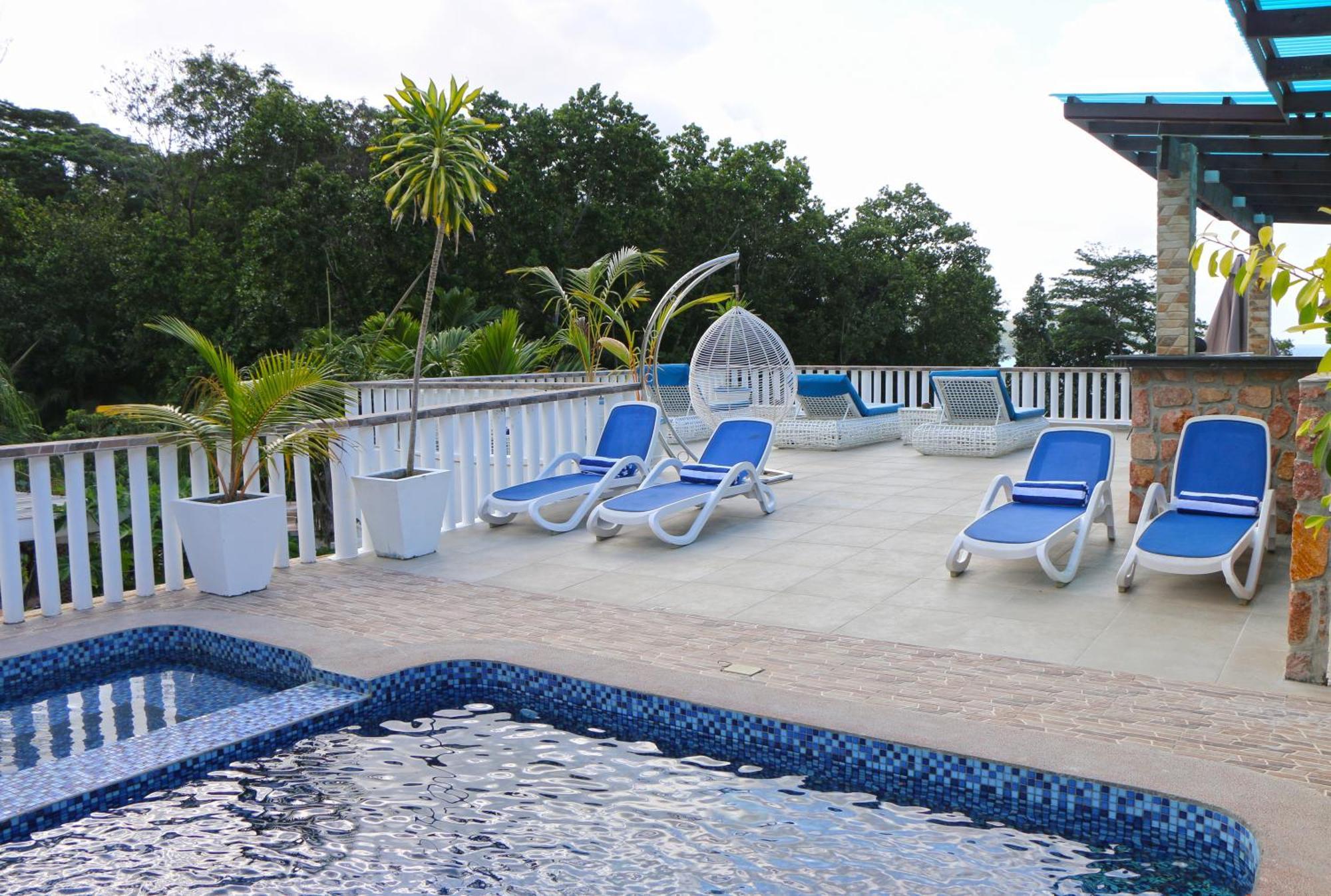 Ocean Blue Bay Apartment Anse Volbert Village  Exterior photo