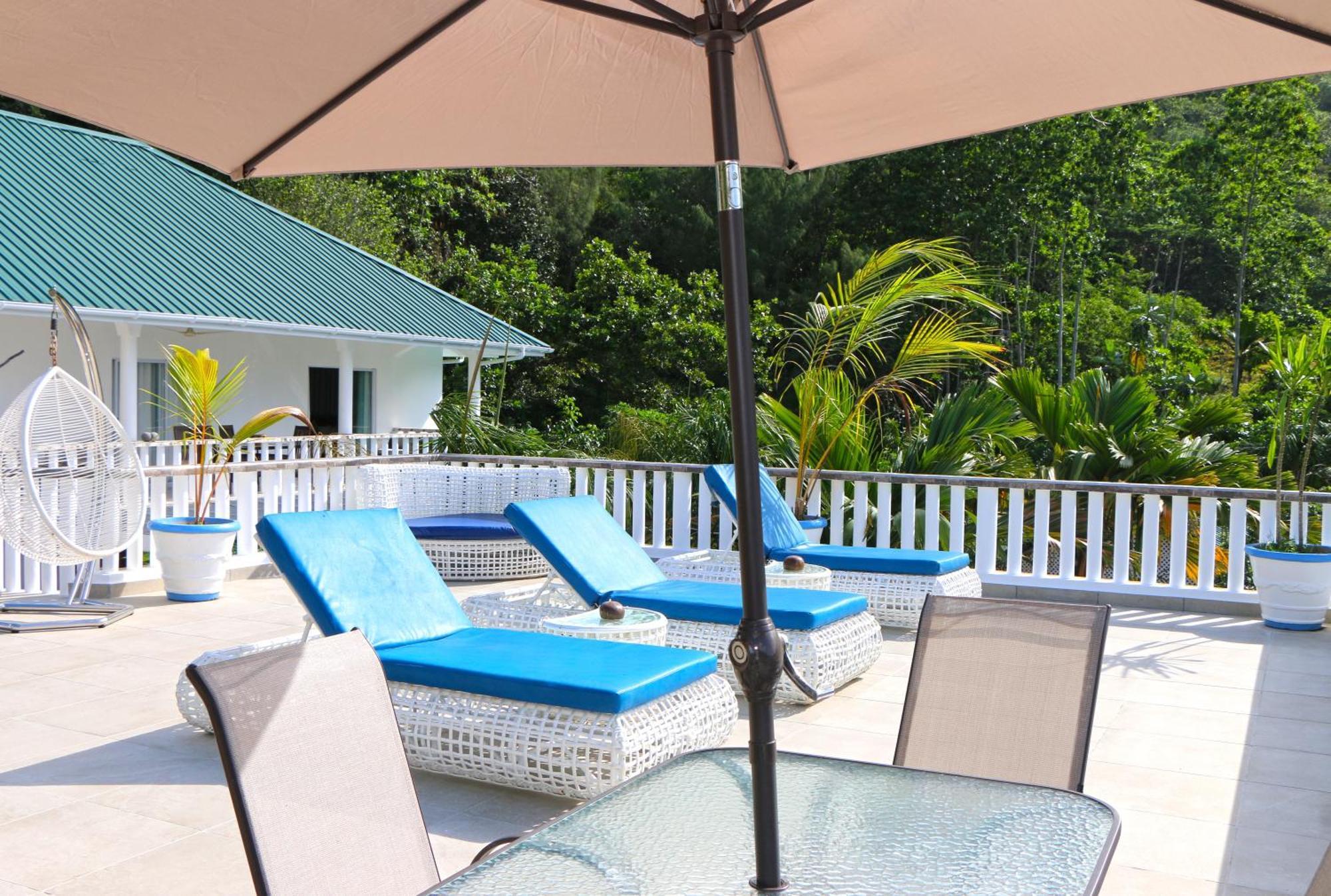 Ocean Blue Bay Apartment Anse Volbert Village  Exterior photo