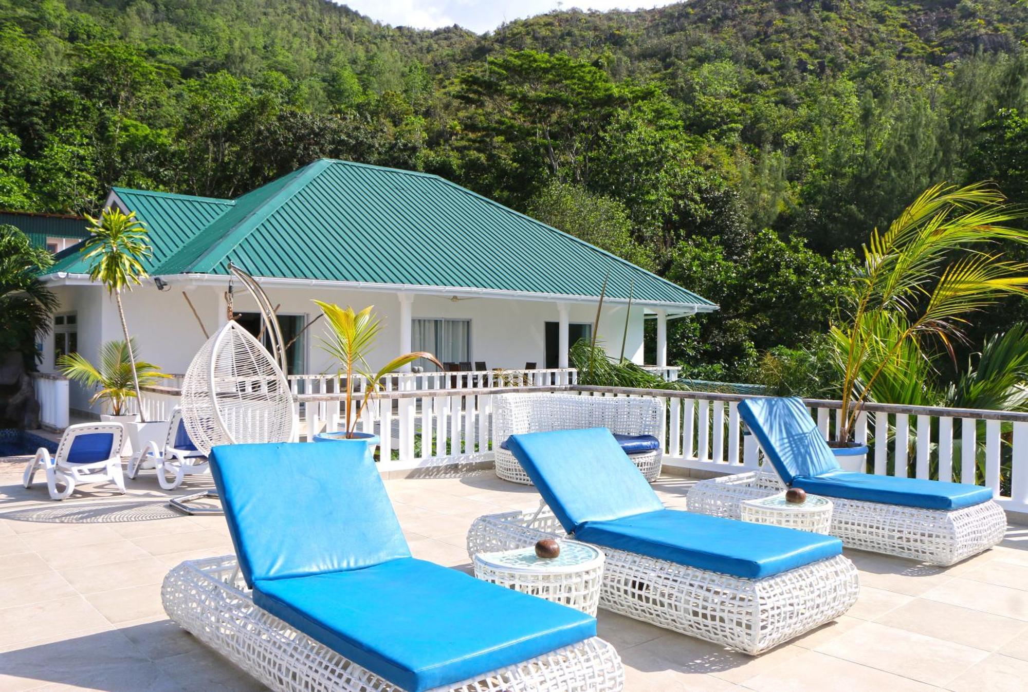 Ocean Blue Bay Apartment Anse Volbert Village  Exterior photo