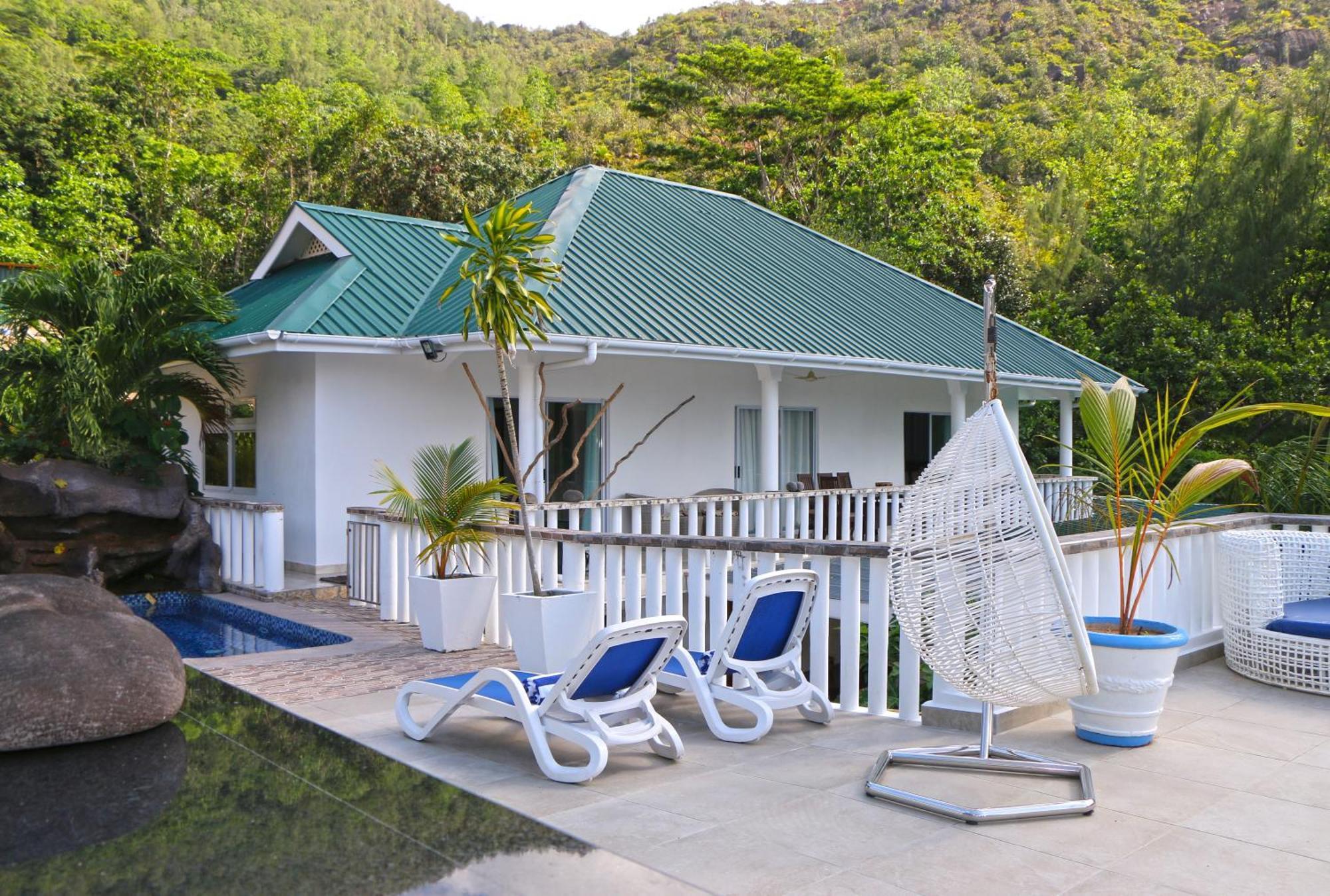 Ocean Blue Bay Apartment Anse Volbert Village  Exterior photo