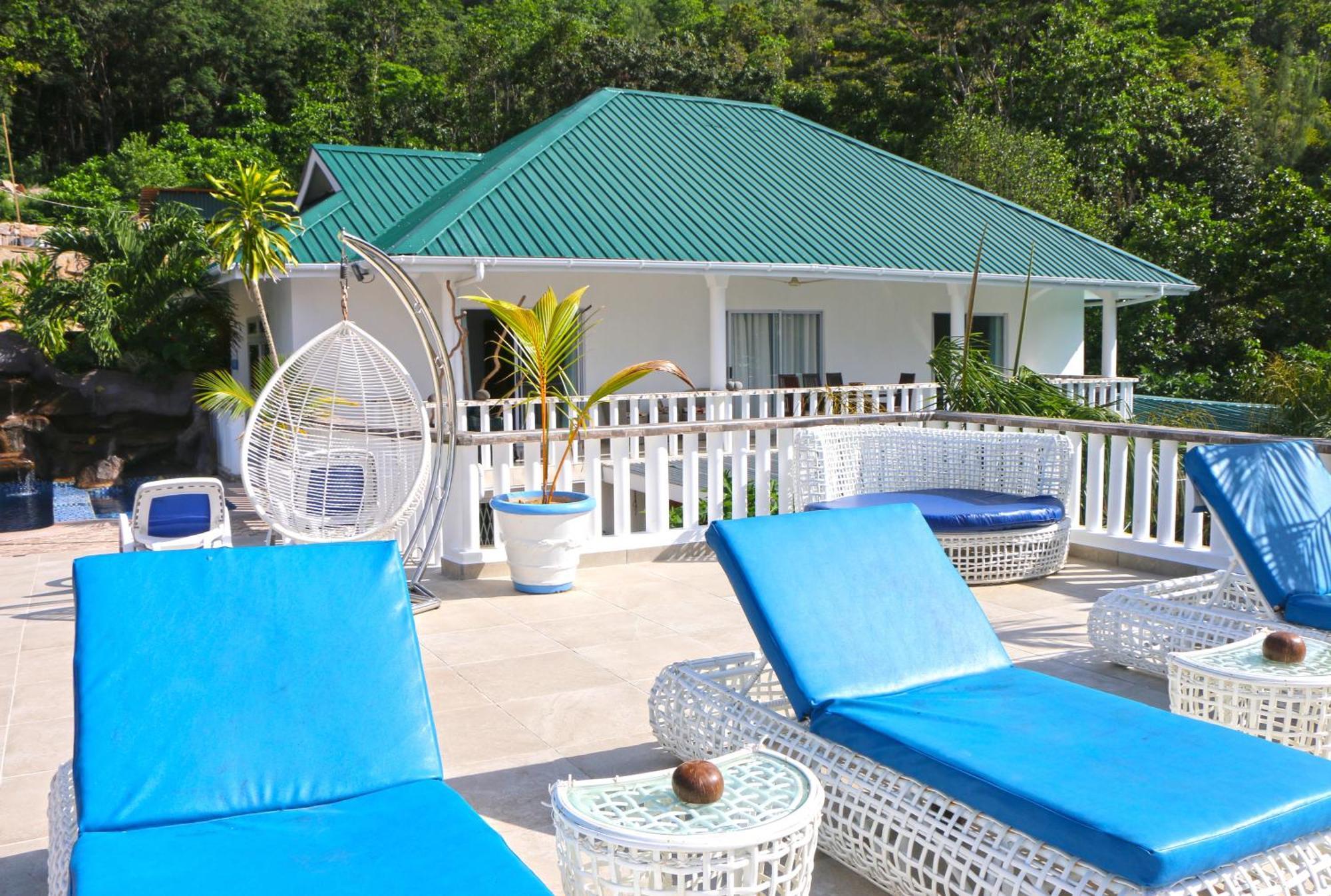 Ocean Blue Bay Apartment Anse Volbert Village  Exterior photo