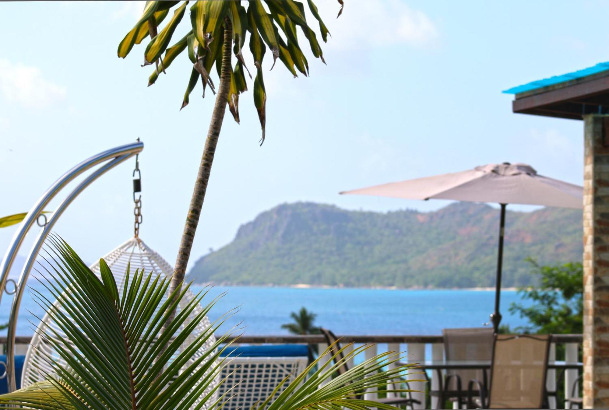 Ocean Blue Bay Apartment Anse Volbert Village  Exterior photo